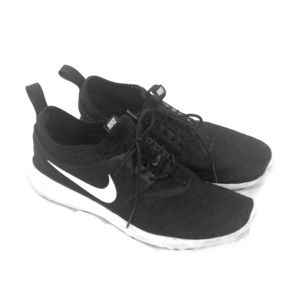 Size 10 Nike slip ons